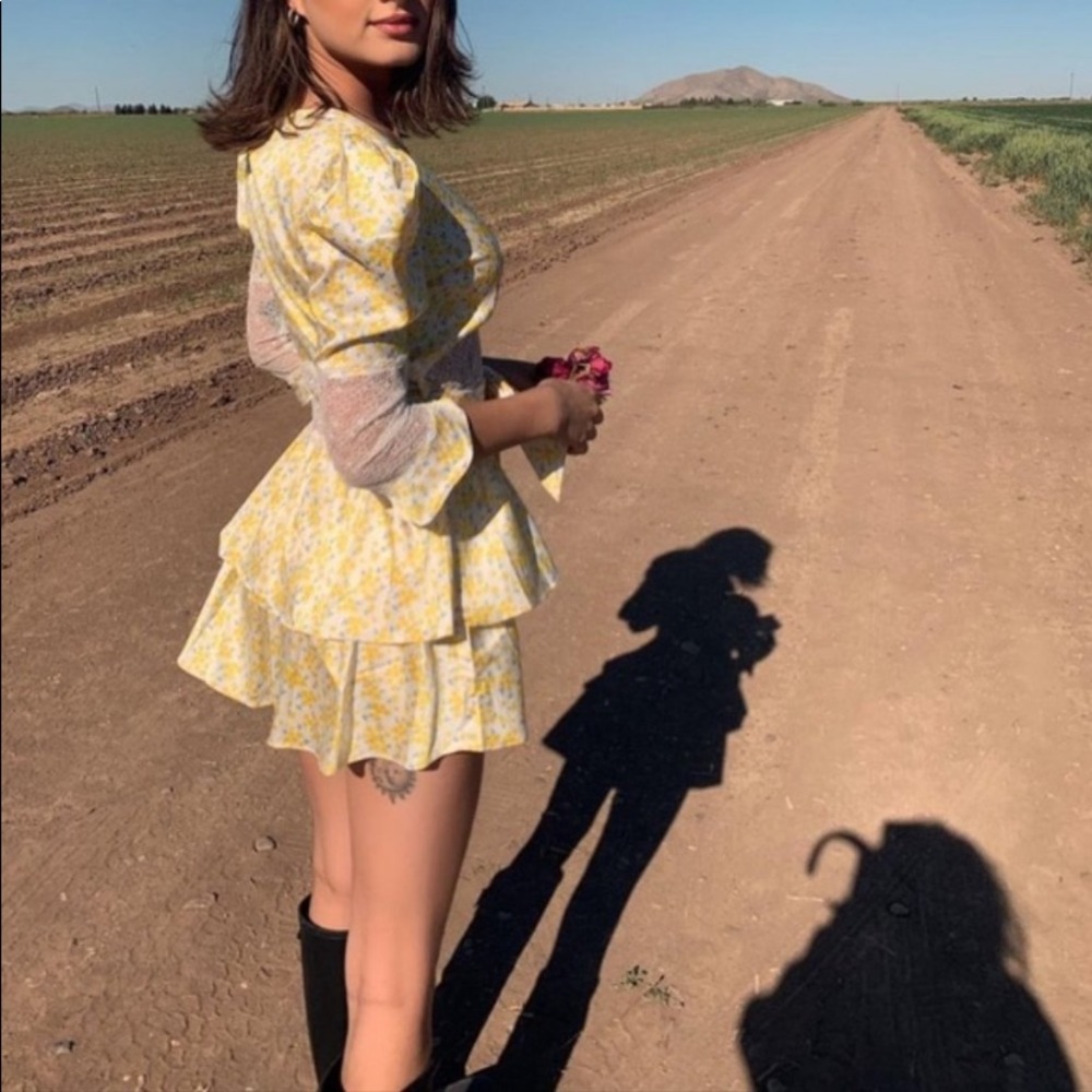 For Love and Lemons Daffodil Robe NWT - Picture 5 of 7